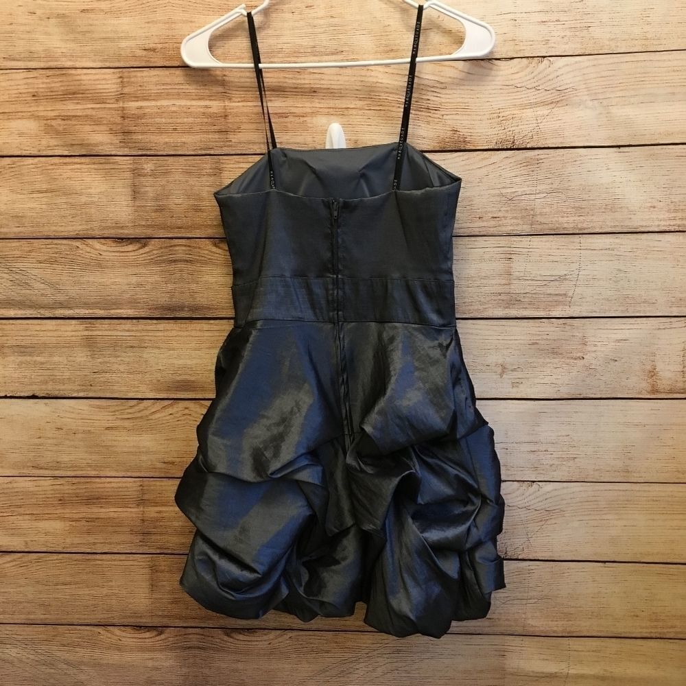 ‎MASQUERADE STRAPLESS RUFFLED SKIRT DRESS - Picture 4 of 8
